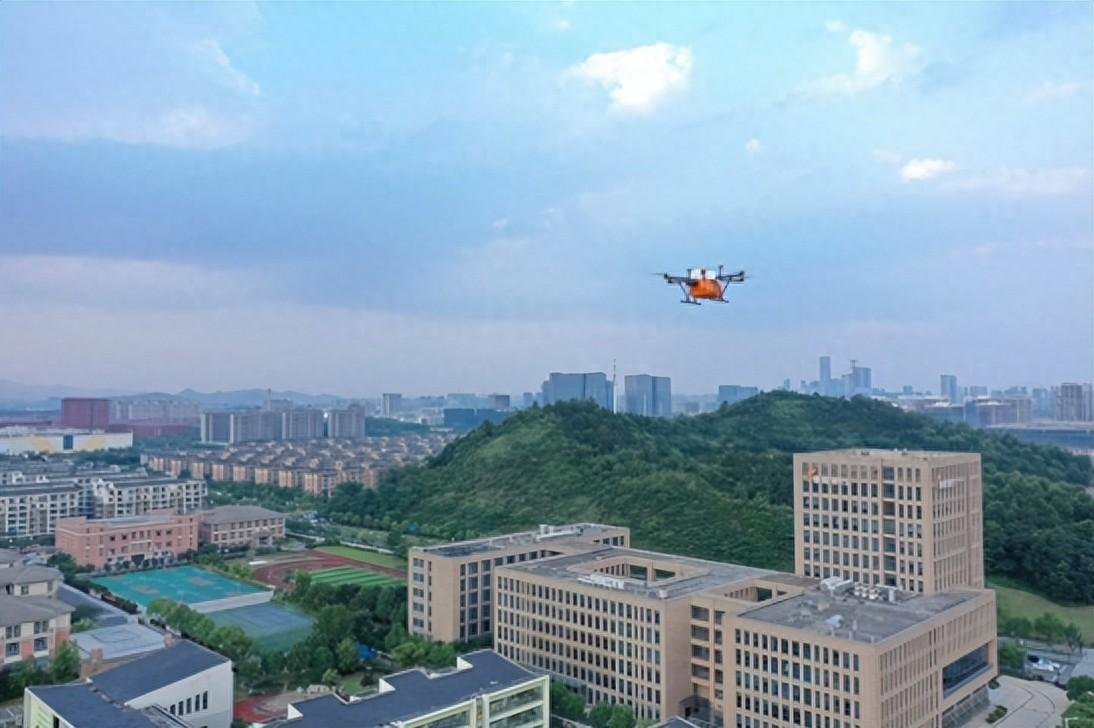 什么是低空經濟？解碼未來產業增長新引擎(圖解)