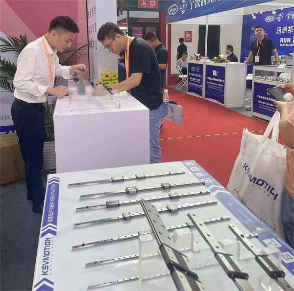 醫療級微型導軌：保障醫療行業手術安全！